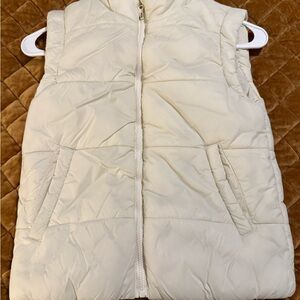 DSG Women's Cream Puffer Vest